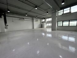 Carros Centre (D25), Factory #588638461